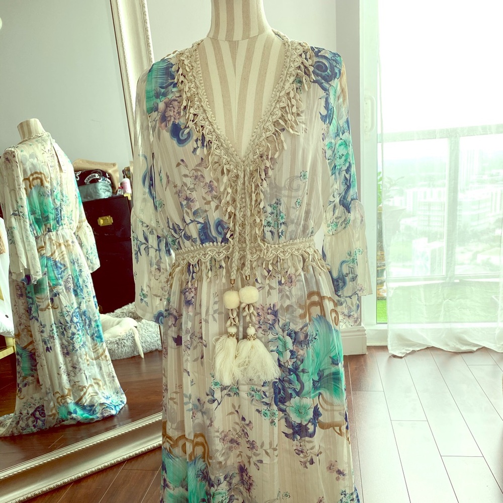 Trois Ka beach cover up.